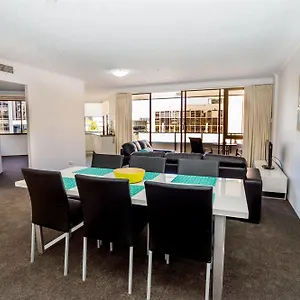 The Astor 3* Brisbane