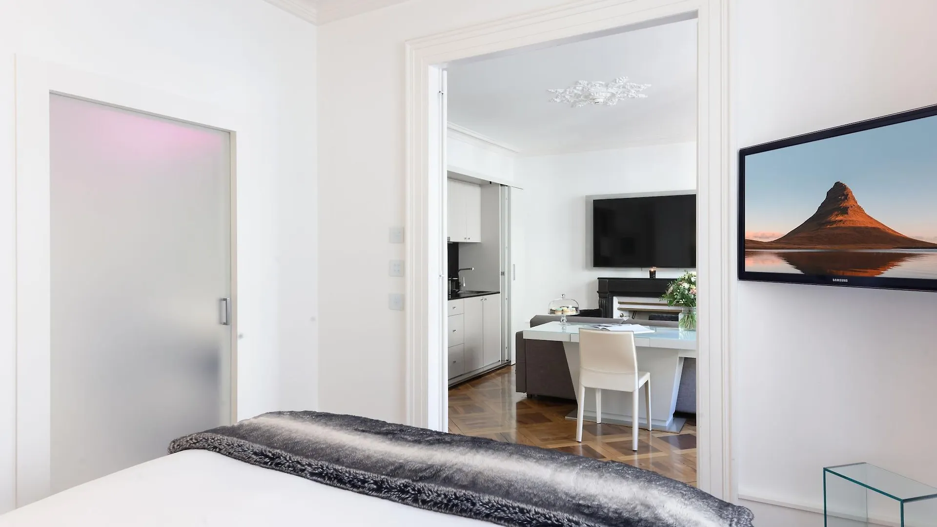 Swiss Luxury Apartments Ginevra 5*,